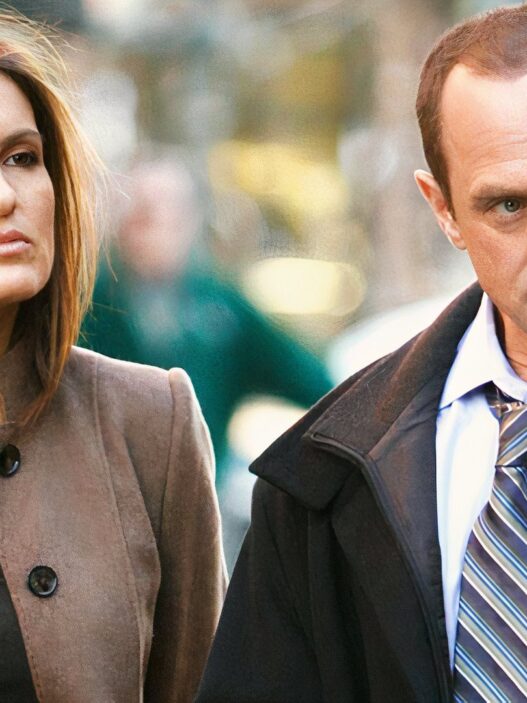 Christopher Meloni Estrela Nova Série de Drama da NFL do Criador de This Is Us no Hulu