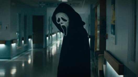 Duas Lendas de Ghostface Se Reencontram em Five Nights at Freddy's 2: O Que Esperar?