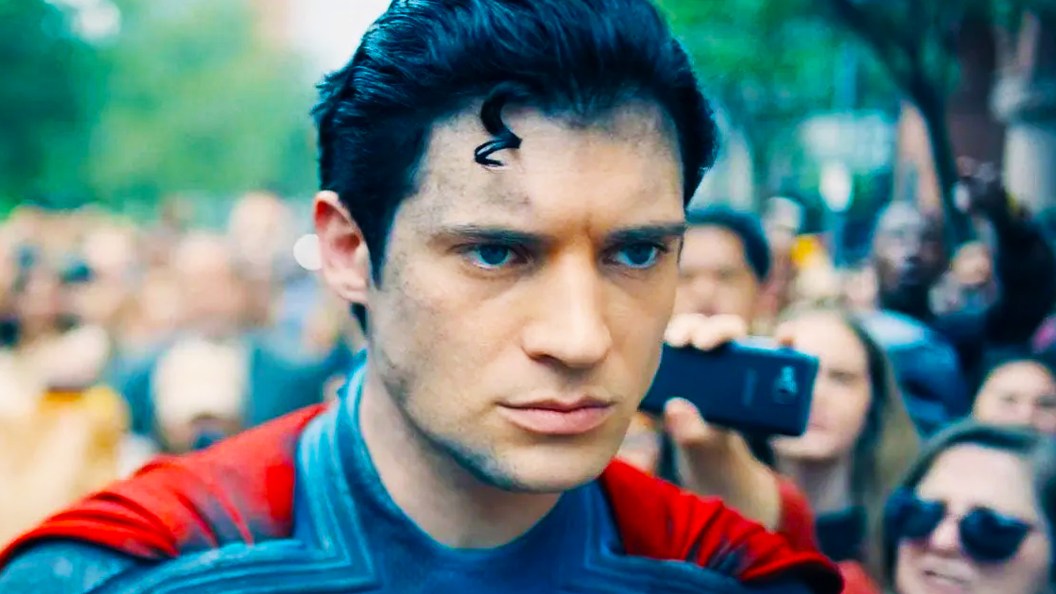 Stephen Blackehart Quebra Recorde Inacreditável de James Gunn em 'Superman' (2025)