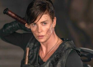 Victoria Mahoney: A Visão Sombria da Diretora de The Old Guard 2 para o Universo DC