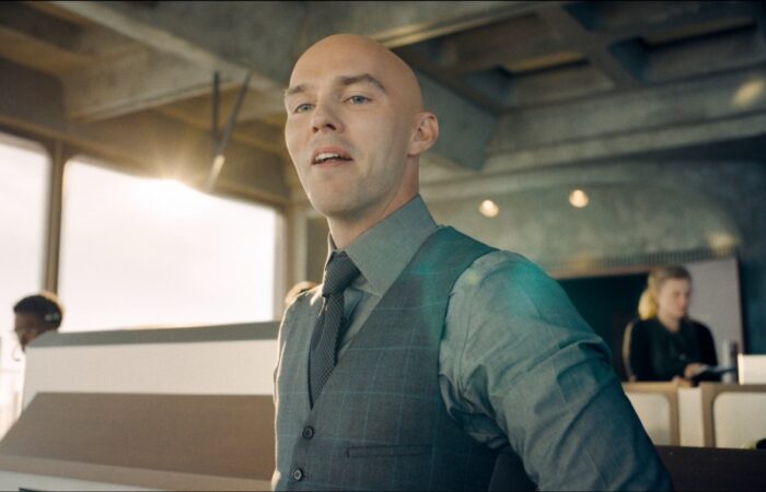 Nicholas Hoult Revela Desejo por Crossover Épico: Lex Luthor e Coringa Juntos no DCU!