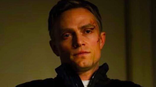 Daredevil: Born Again | Ator de Bullseye Comenta Rumores da 2ª Temporada e Promete Reviravoltas
