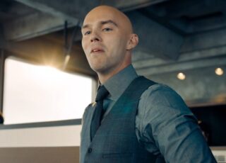 Nicholas Hoult Revela Detalhe Crucial Sobre a Rivalidade de Lex Luthor e Superman no Filme de James