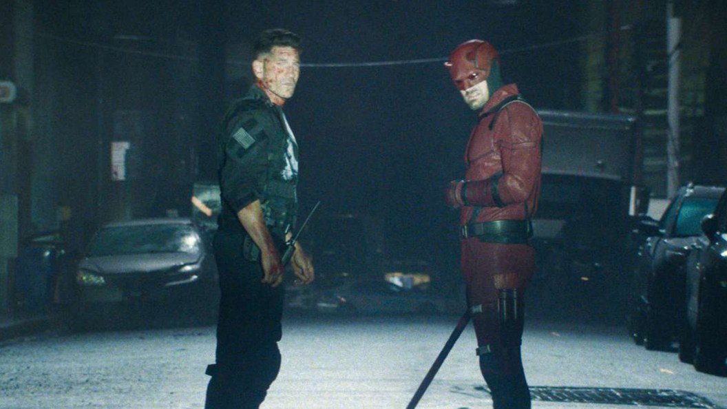 Novas Fotos do Set Revelam o Visual de **O Justiceiro de Jon Bernthal** para Especial no Disney+