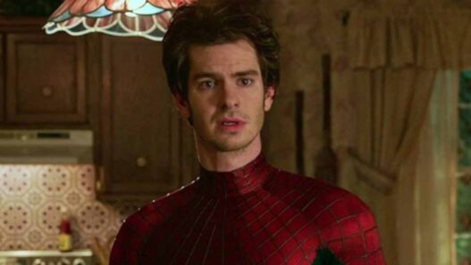 O Homem-Aranha de Andrew Garfield: Um Herói Falho ou Uma Lição de Cuidado?