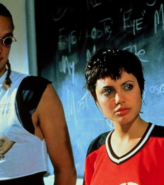 5 Filmes de Ficção Científica Clássicos que Envelheceram Mal (Graças à Tecnologia!)