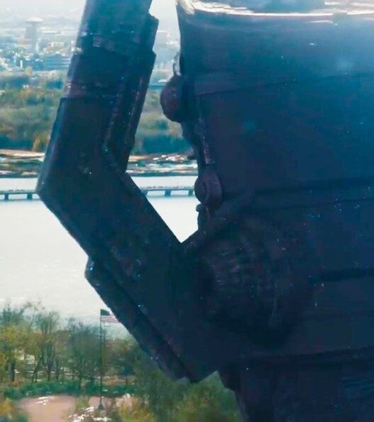 A Chegada de Galactus no MCU: Ralph Ineson Detalha Preparação Inovadora para o Papel