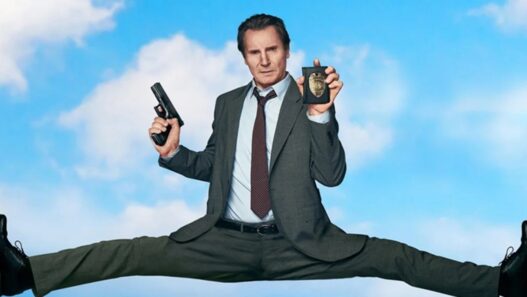 Corra Que a Polícia Vem Aí: Liam Neeson Lidera Campanha para Salvar a Comédia no Cinema