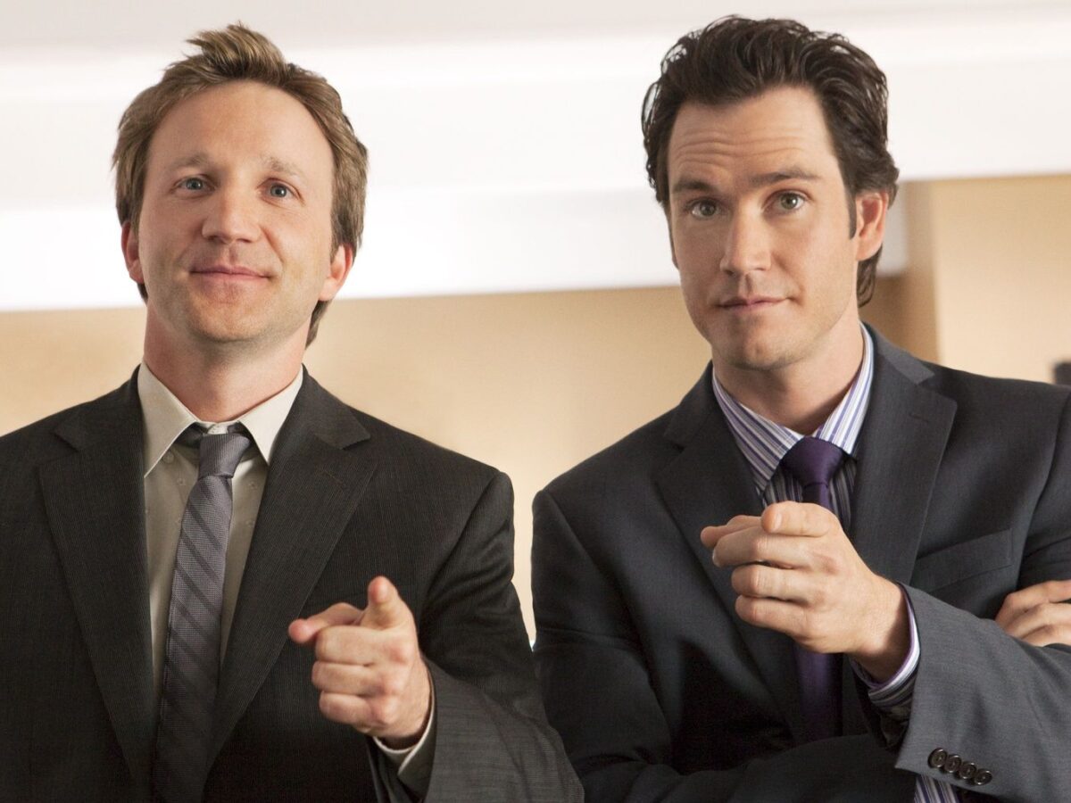 Comédia jurídica na Netflix: série com vibe de Suits chega em breve