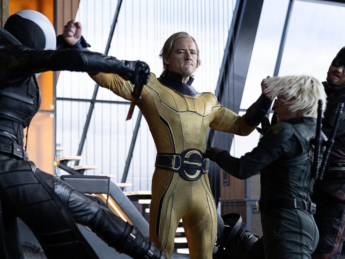 Os Vingadores contra o Sentinela: Quem venceria?