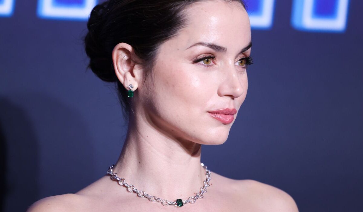 Ana de Armas e Sydney Sweeney: Thriller Decepcionou nas Bilheterias