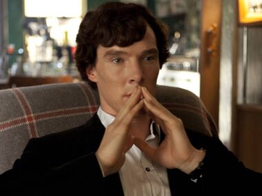 Benedict Cumberbatch explica mania de rosas em Sherlock