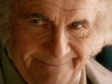 Por que cortar cenas de O Senhor dos Anéis foi um erro?