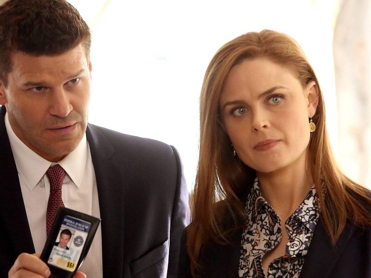 Emily Deschanel: a piada em 'Bones' que constrangia o elenco