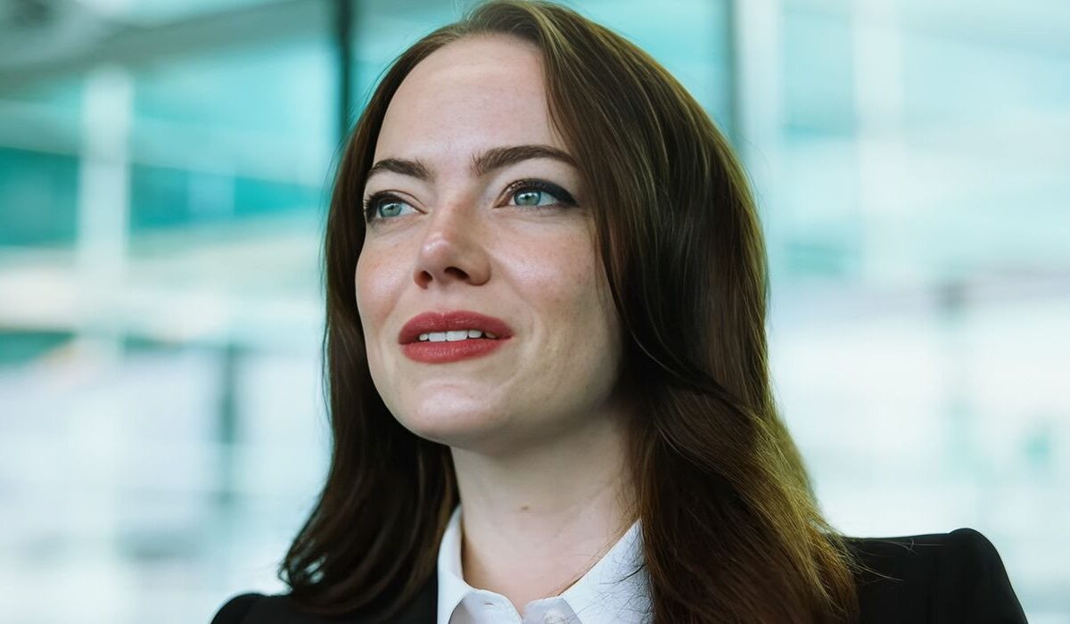 Emma Stone em novo filme de Yorgos Lanthimos: primeiro trailer revela sequestro