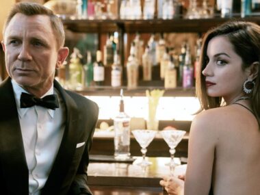 Bond Girl? Não! Precisamos de Personagens Femininas Melhores