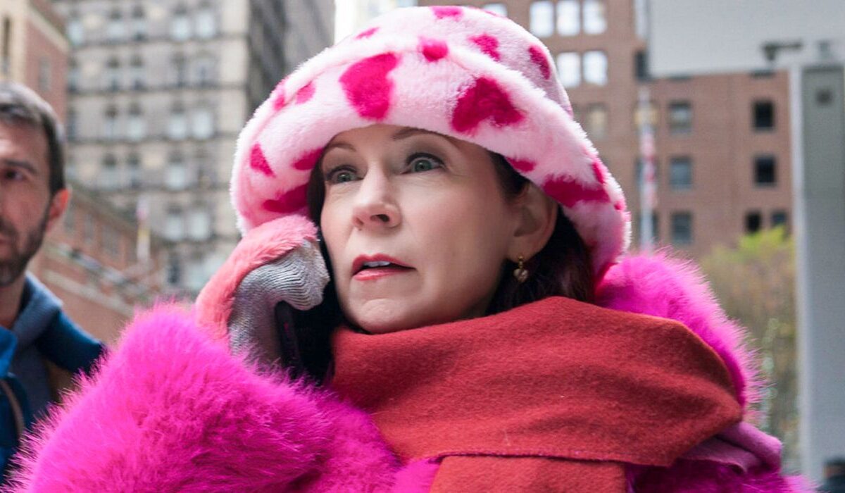 Elsbeth: Fotos do 1º episódio da 3ª temporada agitam fãs