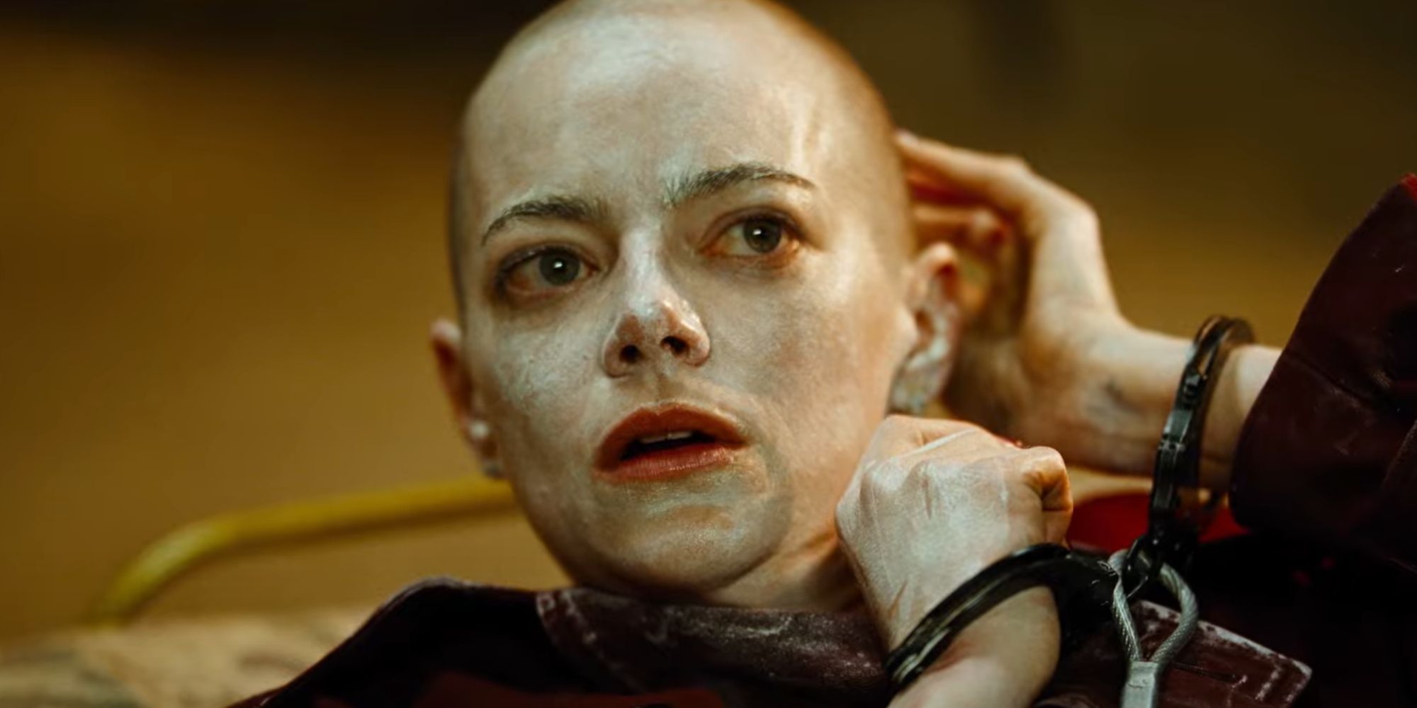 Emma Stone raspou a cabeça para novo filme?