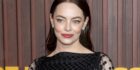 Emma Stone raspou o cabelo ruivo em trailer de Bugonia