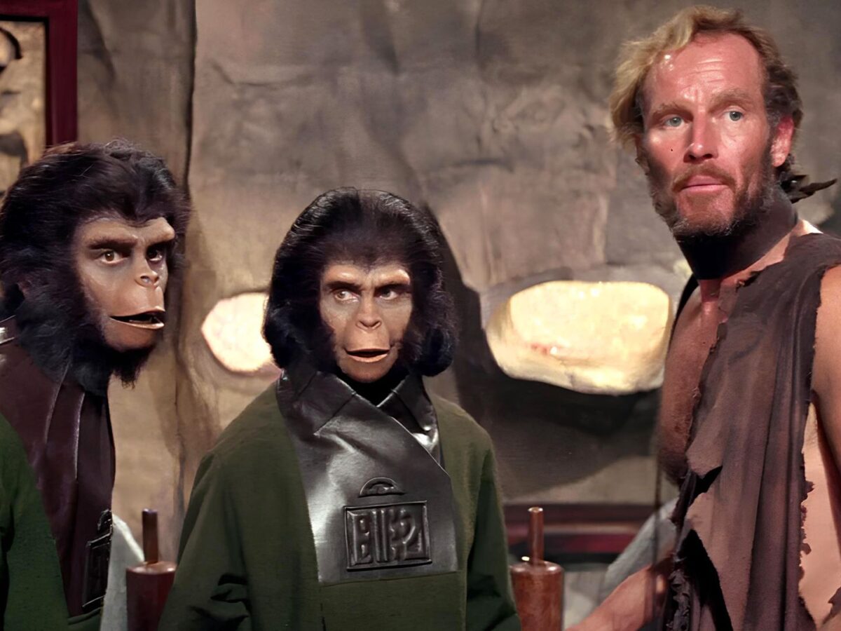 10 Filmes Sci-Fi para Amantes de Planeta dos Macacos