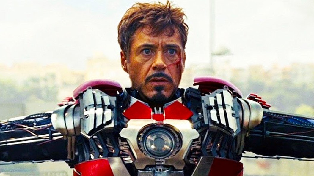 Doutor Destino de RDJ: Por Que Sua Armadura Clássica no MCU É um Aceno Essencial às Raízes do Homem