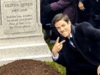 Grant Gustin Quebra o Silêncio: Sua Verdadeira Opinião Sobre o **Meme do Flash** Viral