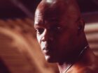 Filme **Esfera**: Um Thriller de Ficção Científica Subestimado de Michael Crichton, Agora Grátis no