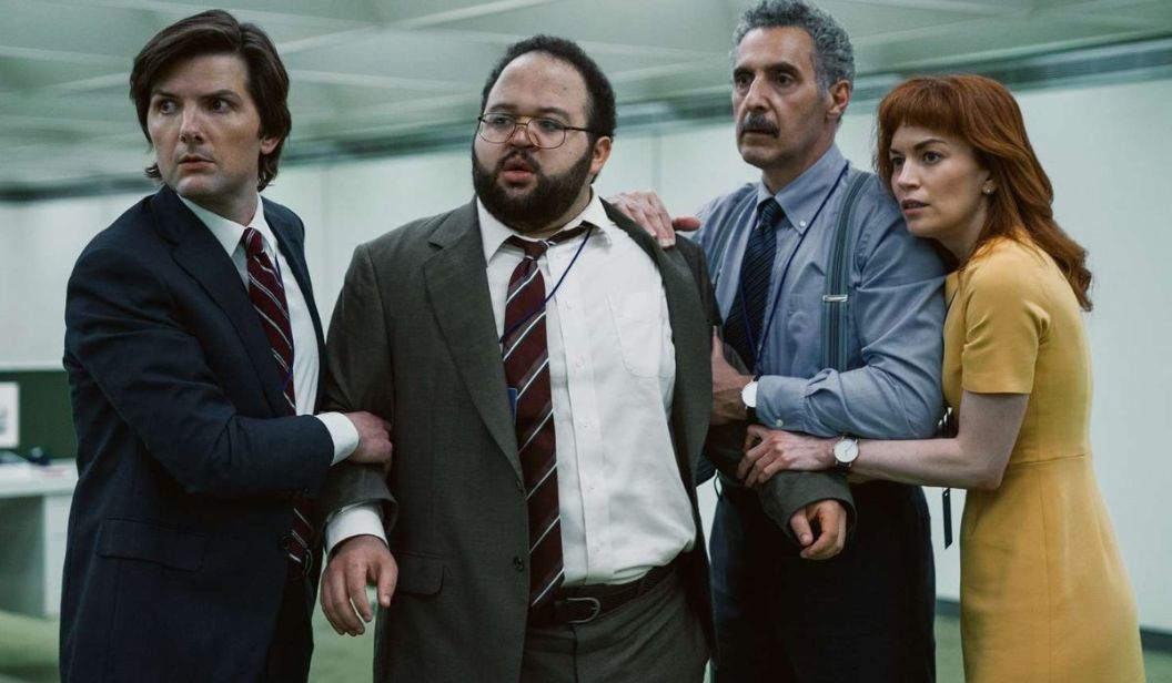 Ben Stiller Não Dirigirá **Severance Temporada 3**: O Que Isso Significa para a Série?