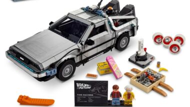 Mega Oferta: O Icônico Set LEGO DeLorean Máquina do Tempo de De Volta Para o Futuro Retorna Com Desc