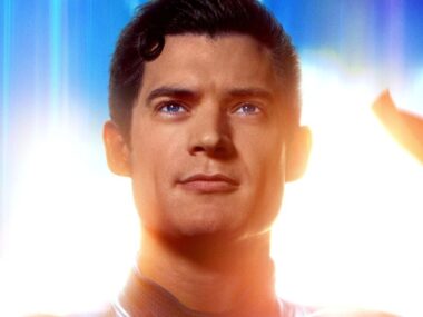 DCU vs. MCU: A Coesão Narrativa Que o Universo DC Está Entregando (E Onde a Marvel Falhou)