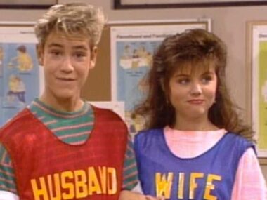 Saved by the Bell: A Sitcom Clássica dos Anos 90 Agora Totalmente Grátis no Streaming!