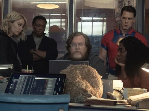 James Gunn Confirma Herói Inesperado no Cânone do DCU e Abre Portas para a Legião de Super-Heróis