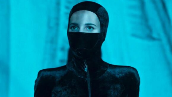 Após The Assessment, Descubra Irma Vep: A Série Imperdível de Alicia Vikander