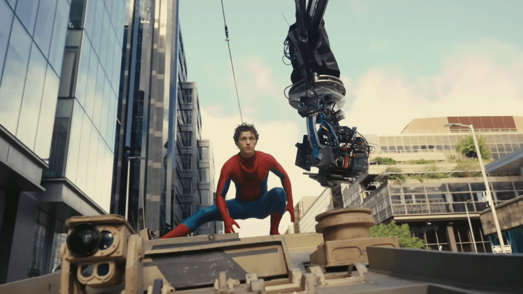 Spider-Man: Brand New Day Revela Tom Holland em Acrobacias Épicas no Set e Detalhes da Trama!