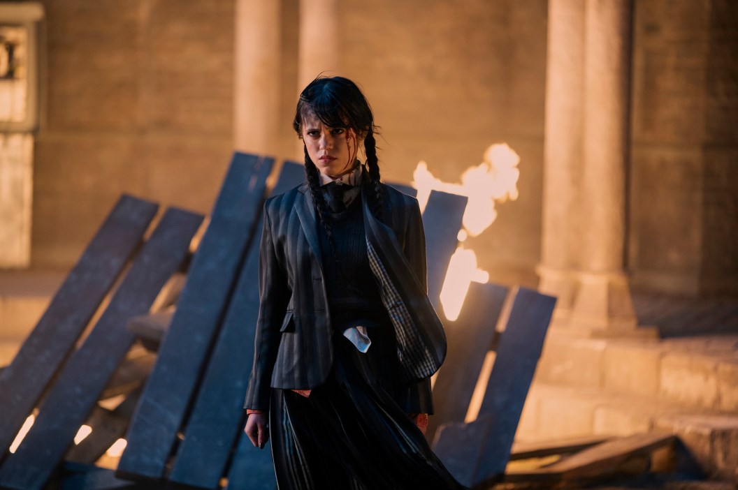 Wandinha Temporada 2: O Chocante Retcon do Destino de Tyler Galpin e a Fuga do Hyde!