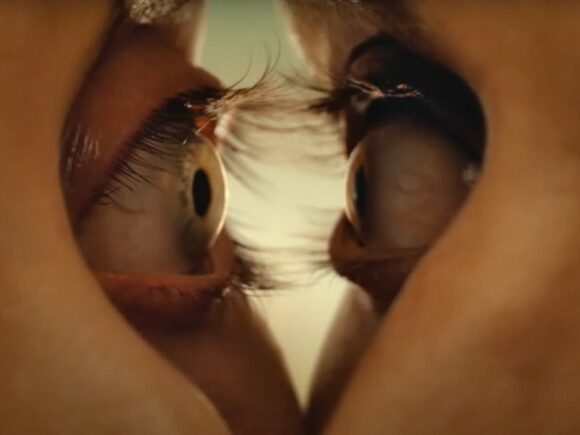 Terror de Relacionamento: 5 Filmes Essenciais para Maratonar Após 'Together'