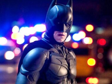 Os 10 Furos de Roteiro Mais Frustrantes dos Filmes DC: Uma Análise Essencial para Fãs