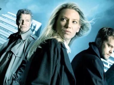 Finais Memoráveis e Frustrantes: 5 Séries Sci-Fi Que Brilharam (e 5 Que Falharam)