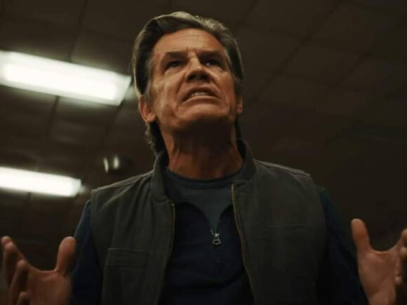 Decifrando a Arma Flutuante Weapons: O Simbolismo Aterrorizante no Filme de Zack Cregger