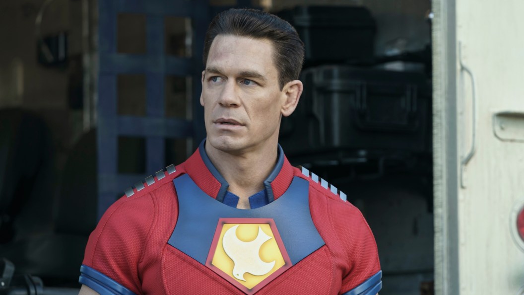 O Futuro de Peacemaker no DCU: James Gunn Acena para um Filme Após a 2ª Temporada?