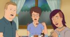 Pamela Adlon Revela Como Bobby Hill se Tornou a Perfeita Fusão de Hank e Peggy no Revival de King of