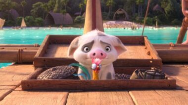 Moana Live-Action: Alan Tudyk é Substituído como Heihei por Motivo Inusitado – Entenda o Porquê!