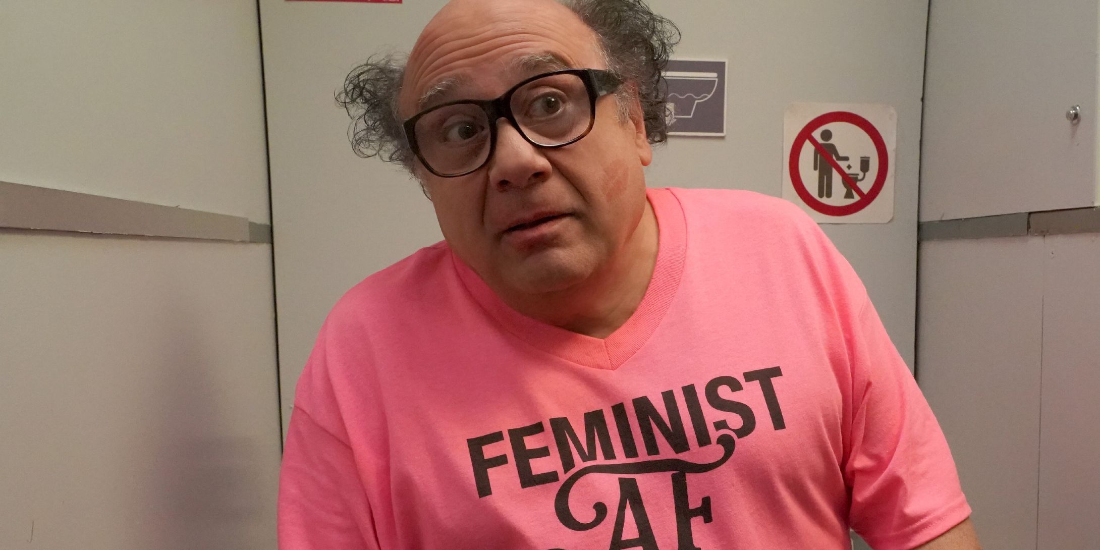 Reunião épica: elenco de Taxi, de Danny DeVito, se encontra após 42 anos