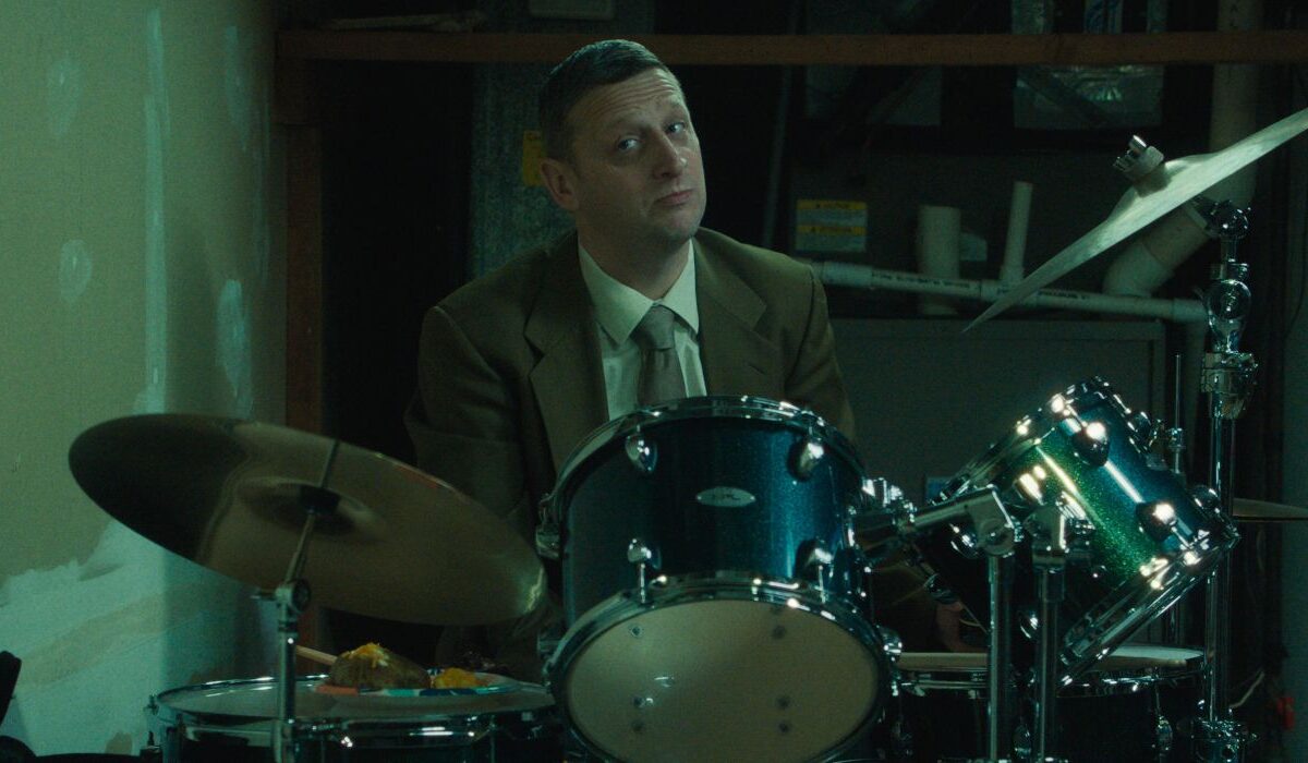 A Comédia Mais Insana do Ano Chega ao Streaming