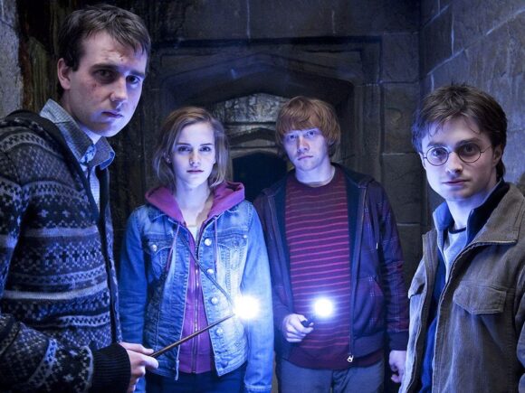 Matthew Lewis em novo mistério britânico: assista ao trailer!