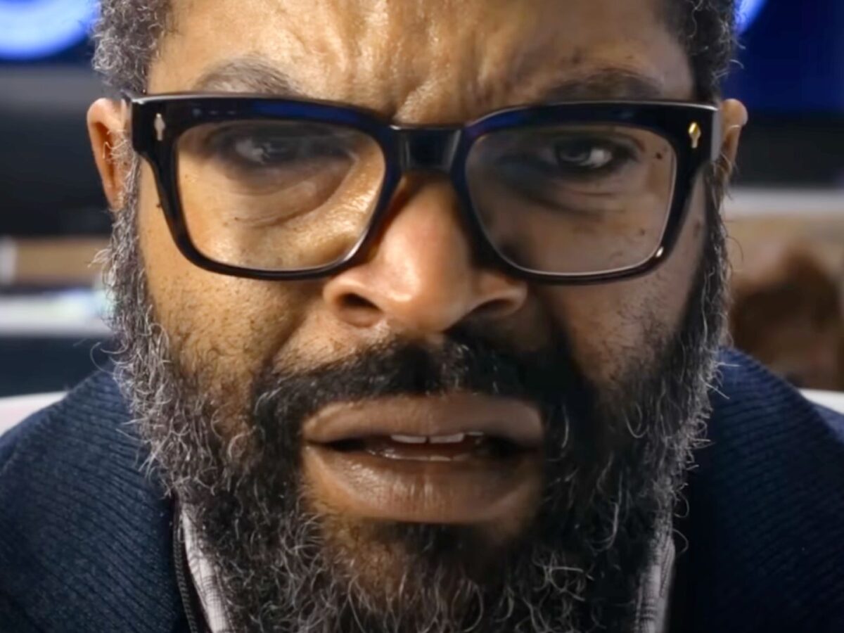 Crítica negativa: Por que o filme Guerra dos Mundos de Ice Cube fracassa?