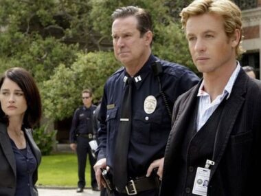 Pedro Pascal em The Mentalist: sucesso no streaming!