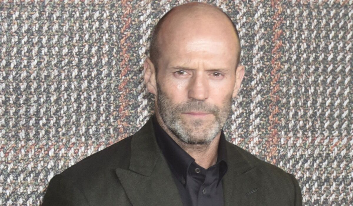 Assista Meg 2: O Abismo Grátis! Jason Statham em Tubi