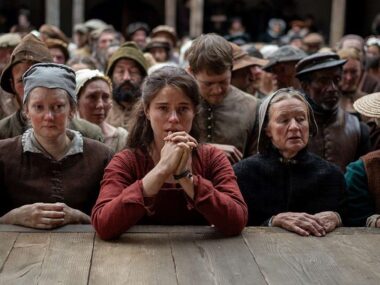 Chloé Zhao e o novo trailer de drama shakespeariano