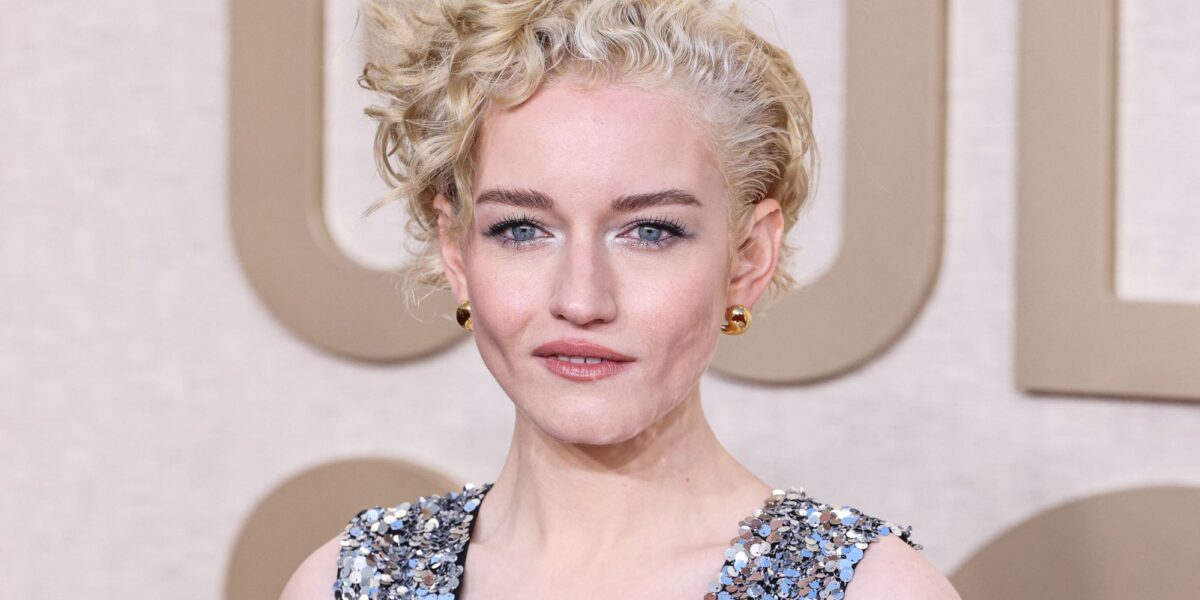 Julia Garner em remake de Monstro: sucesso inesperado no streaming